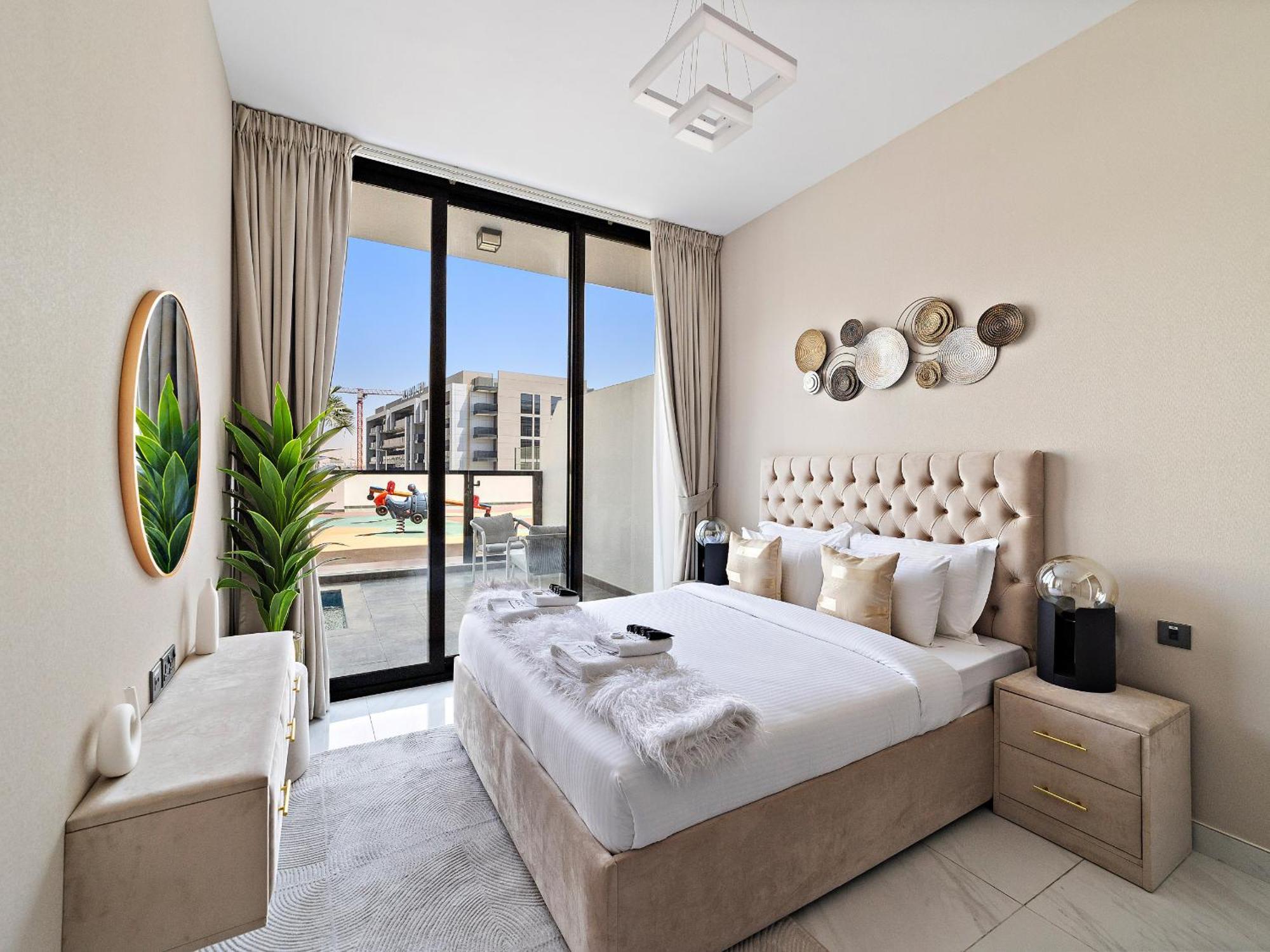 Apartment Luxury 1-bedroom Retreat With Private Pool- Samana Golf Dubai